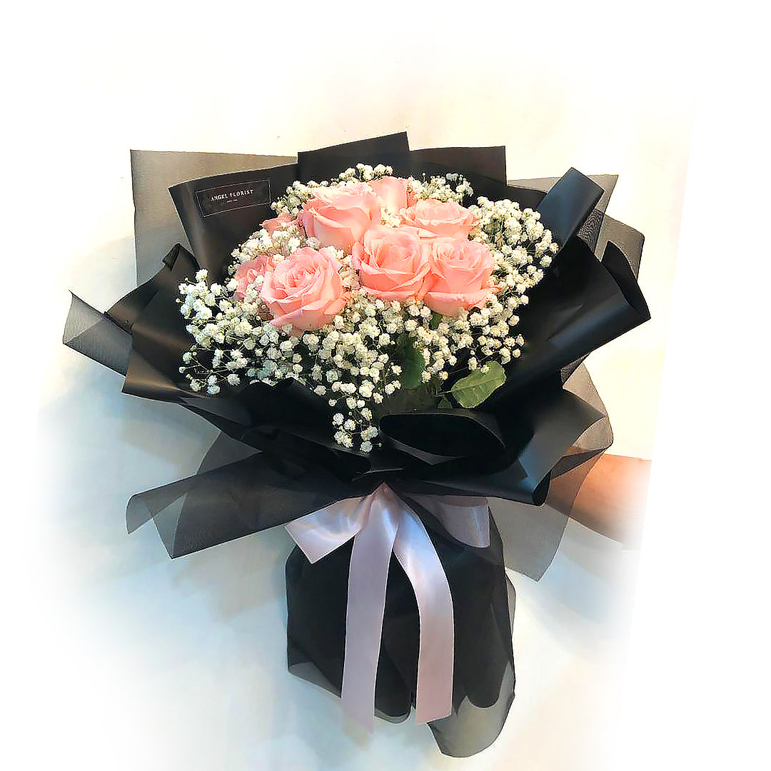 Pink Rose with Gypsophilia hand flower bouquet