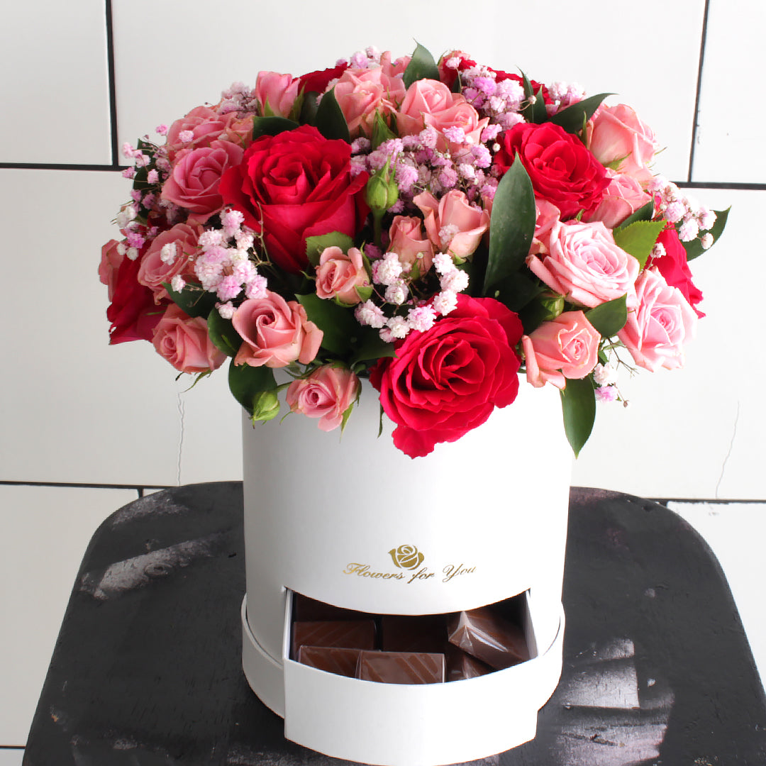 Mix Flowers With Chocolates