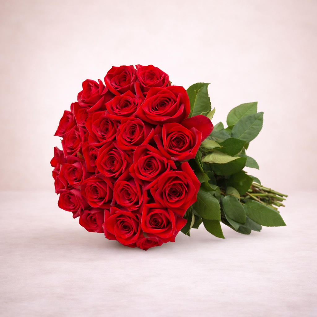 Beautiful Floral Arrangement – 25 Pieces Red Roses