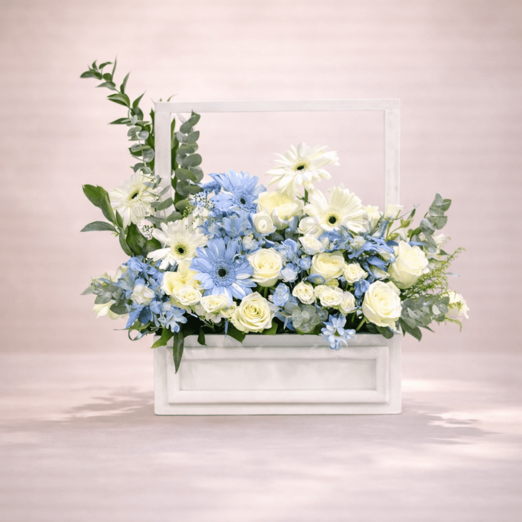 White & Blue Fresh Flower Arrangement.-italianflowerkw Flower