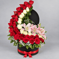 Crescent Moon Mixed Flower Bouquet-italianflowerkw
