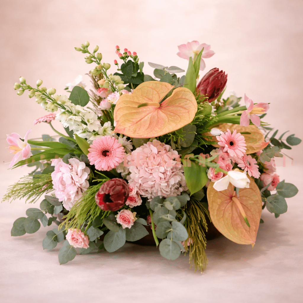 Elegant Pink Mixed Flower Arrangement-italianflowerkw