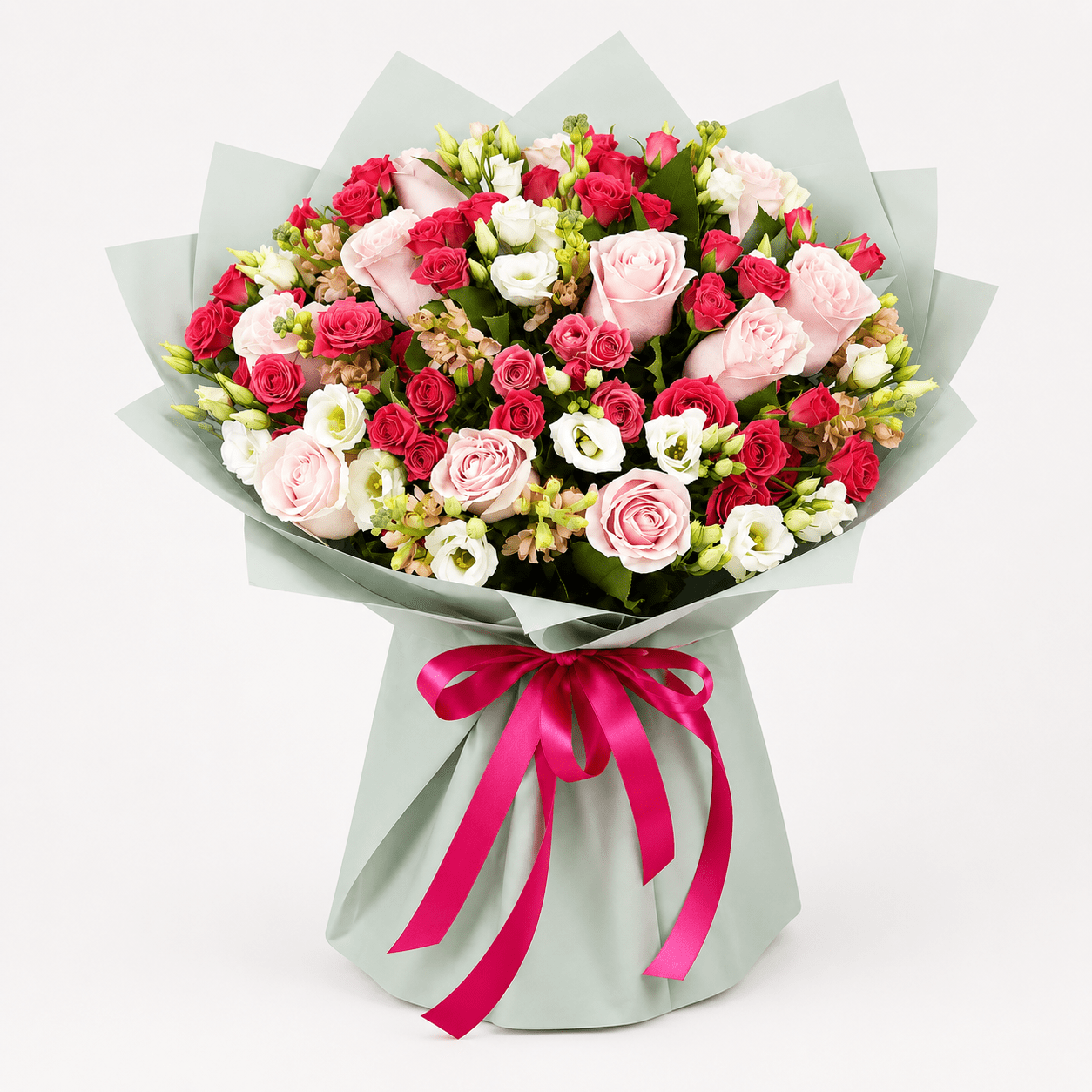 Mixed Roses Bouquet – Pink & Red Blooms with Lisianthus-italianflowerkw