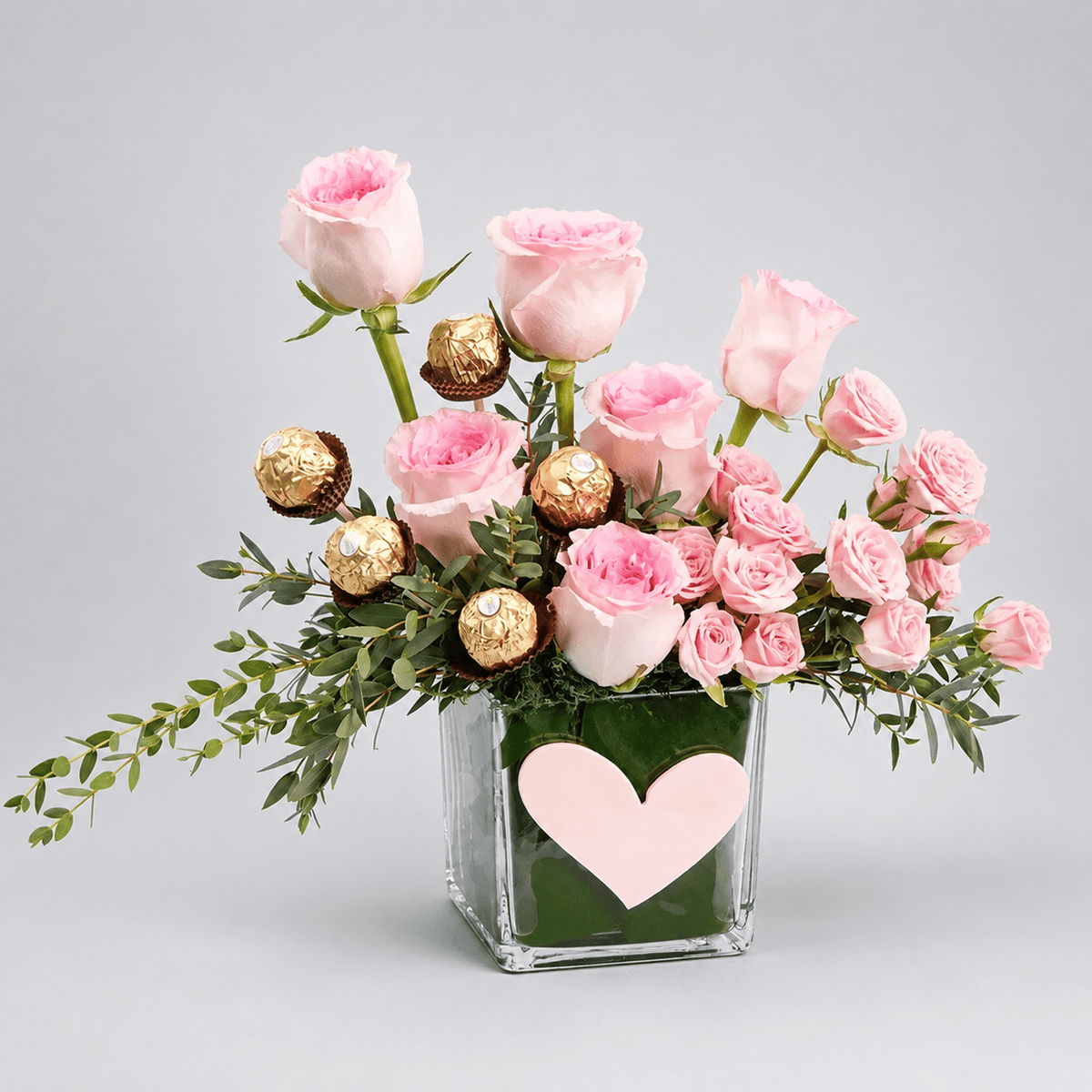 Elegant Romantic Flower Gift Kuwait -italianflowerkwRomantic Flower Gift KuwaitRomantic Flower Gift Kuwait