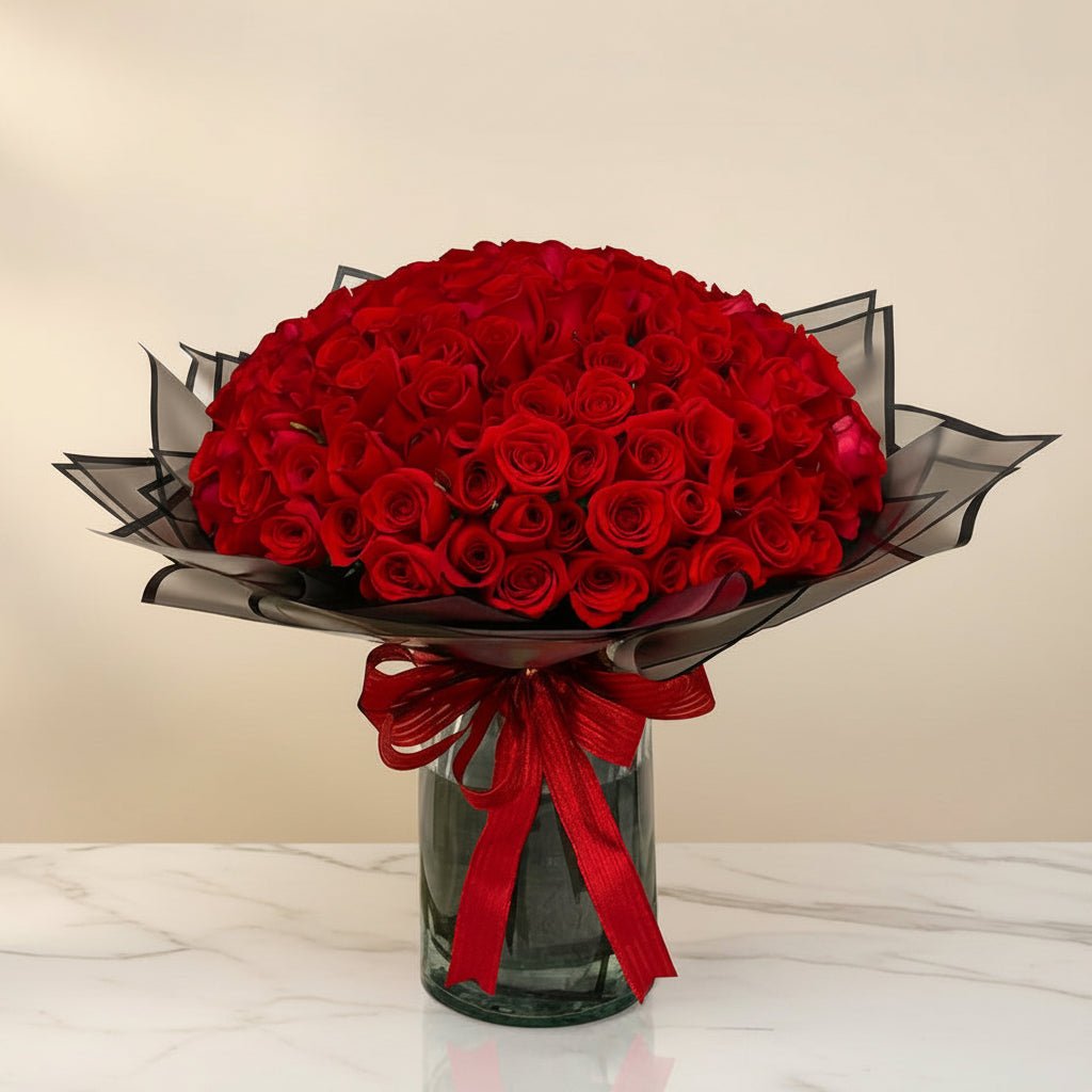 Premium Red Rose Hand Bouquets - 100piece - italianflowerkw